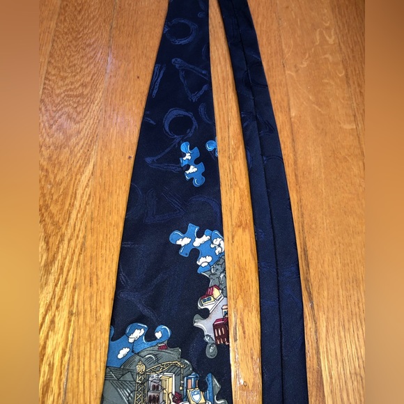 RARE Vintage 1994 McDonald’s Puzzle Pieces Tie - Picture 7 of 12